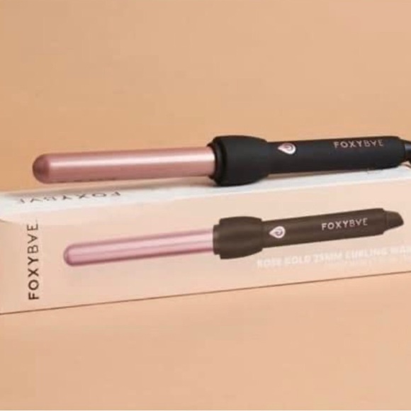 FOXYBAE Other - Brand new, never used curling wand.